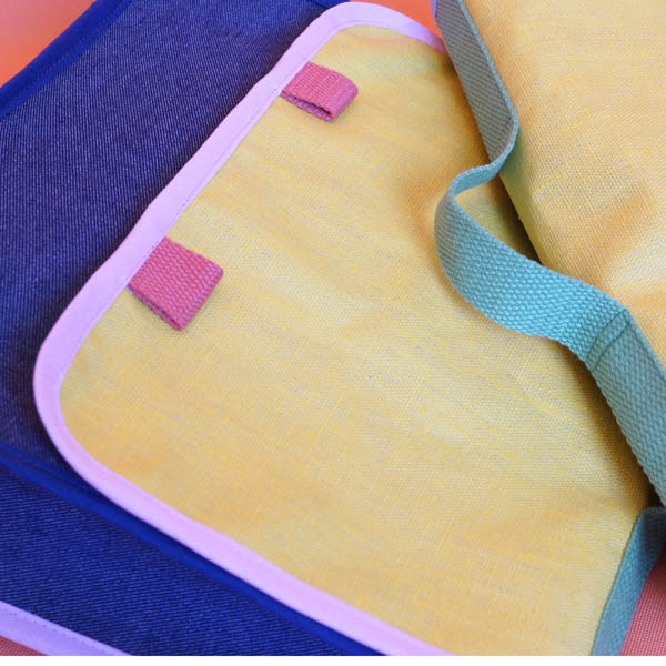 Petit cartable jaune & jean, Biais rose