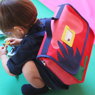 Cartable créateur, Collection « arty & organic » rouge