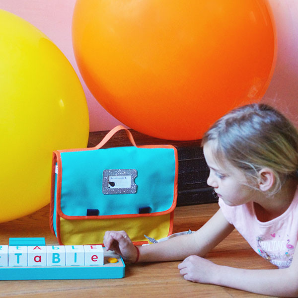 Petit cartable en collaboration avec Lilylearn