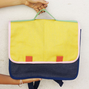 Petit cartable jaune & jean, Biais rose