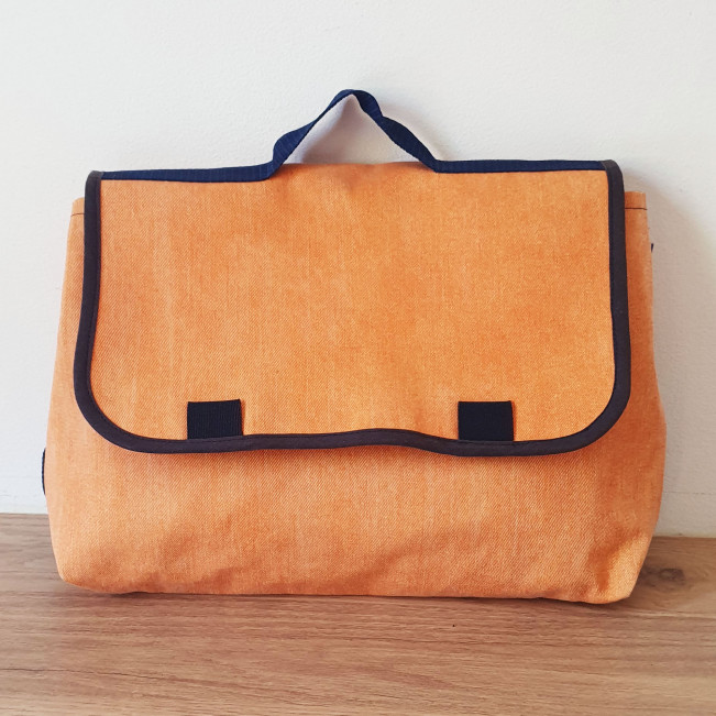 Petit cartable orange washed prototype