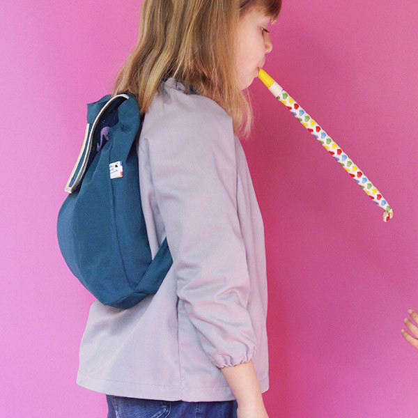 Sac à dos enfant, lin bleu canard, biais doré