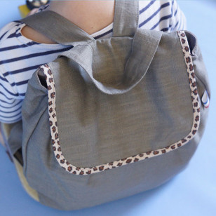 Sac à dos enfant, lin kaki clair, biais léopard
