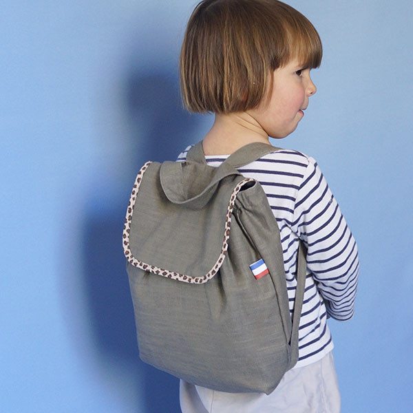 Sac à dos enfant, lin kaki clair, biais léopard