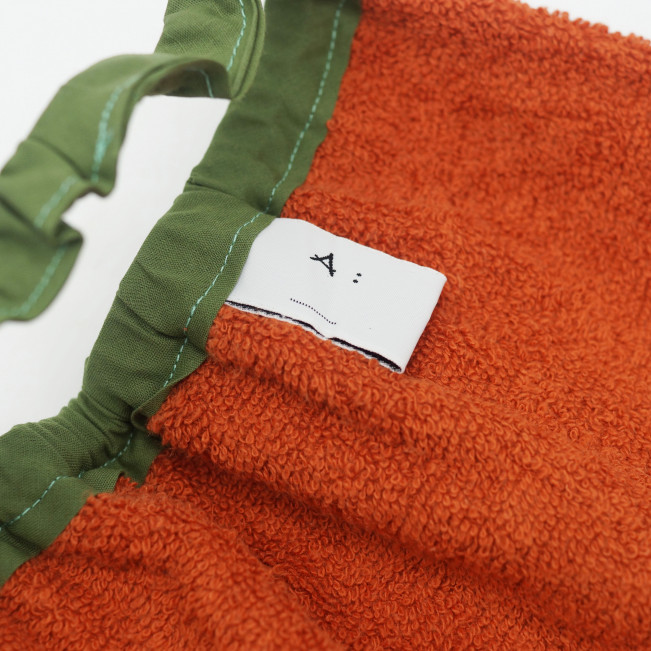 Serviette élastiquée petits dinosaures