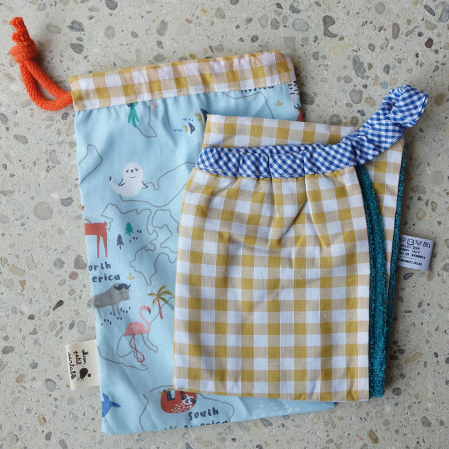 Serviette élastiquée vichy jaune