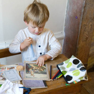 Trousse enduite grand berlingot pois verts